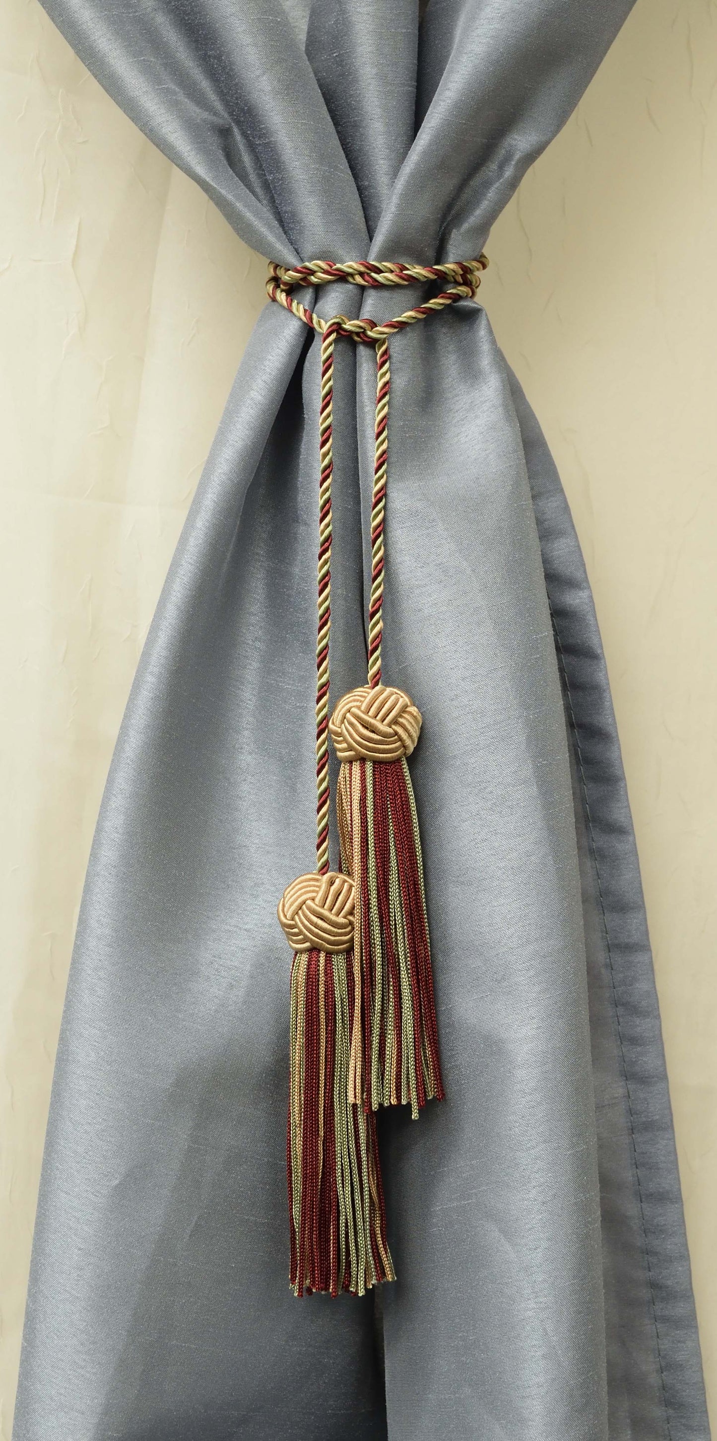 DÉCOPRO Turkish Head Double Tassel Curtain and Drapery Tieback / Holdback, 3 3/4" (9.5cm), 27" (68.5cm) # BHCT, Burgundy Beige #873 (Light Beige, Light Gold, Dark Red) | Set of 12 - DecoPro
