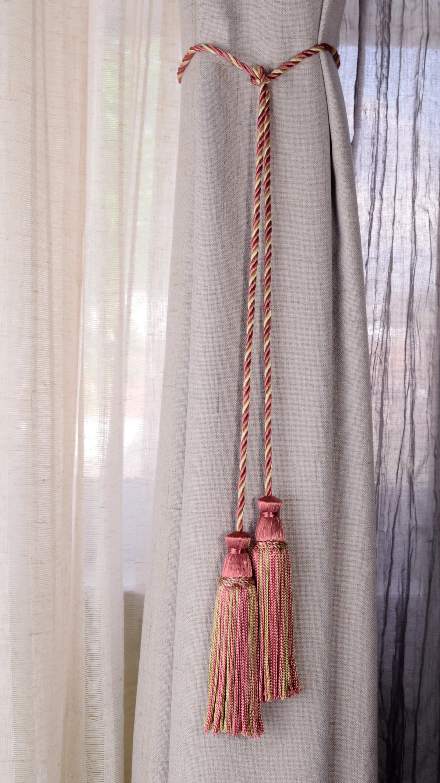 DÉCOPRO Decorative Chainette Double Tassel Curtain and Drapery Tieback / Holdback, 4" (10cm), 29" (73.5cm) # CDCT, Rose Petal Pink #642 (Magenta Pink, Khaki Green, Yellow Gold) | Set of 12 - DecoPro