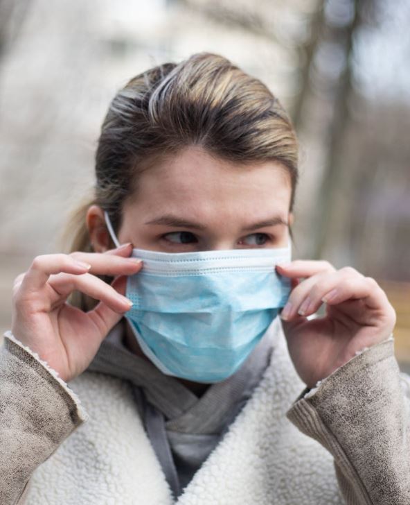 Disposable Surgical Face Masks, 2000 pieces, Mouth and Nose Safety Protection - DecoPro